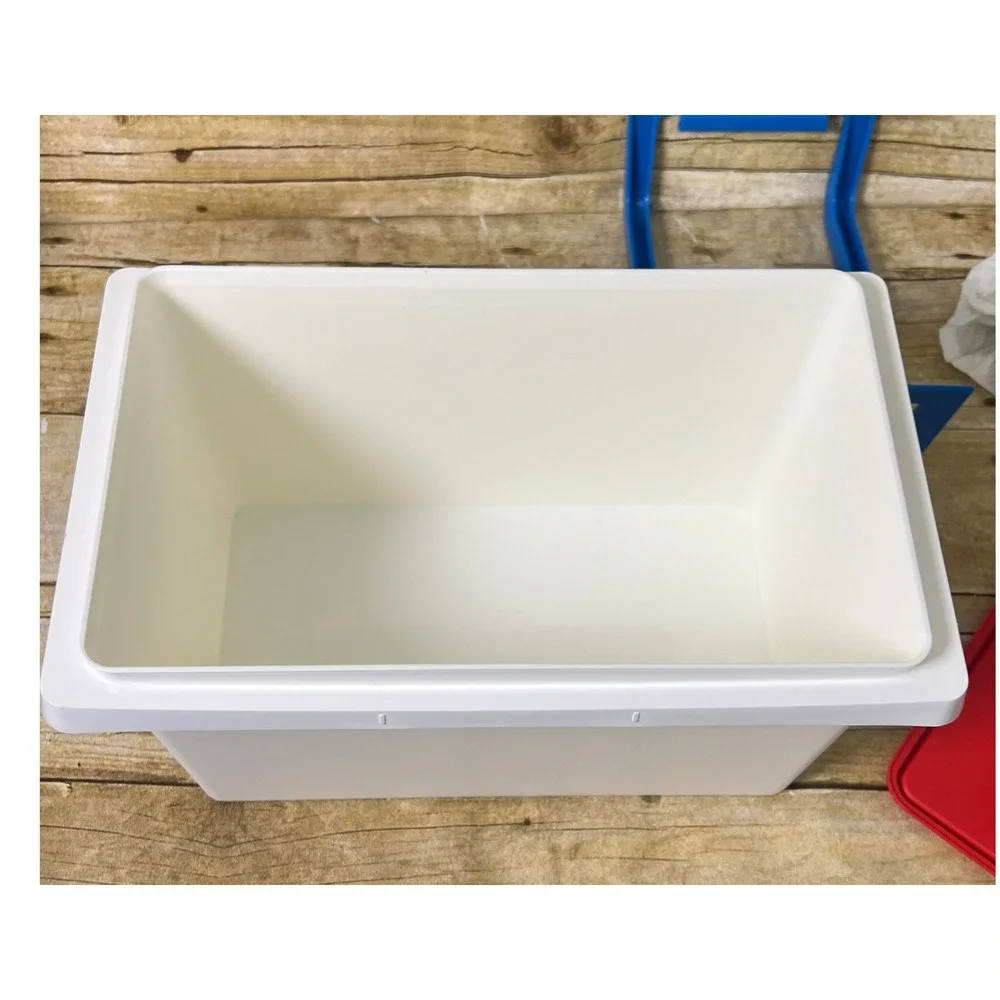 Tupperware never used